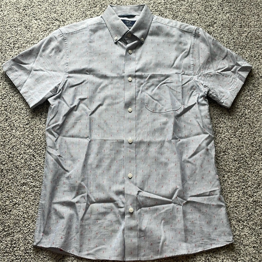 1901 men’s size small trim fit button down
